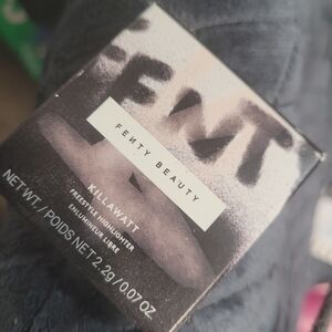 Fenty Beauty Killawatt Freestyle Highlighter